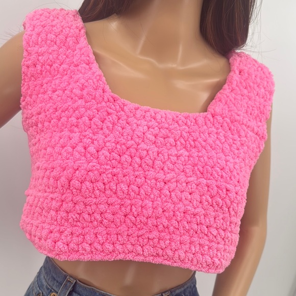 Vintage 70’s Barbiecore Handmade Cropped Soft Girl Plush Sleeveless Sweater Top - Picture 2 of 8